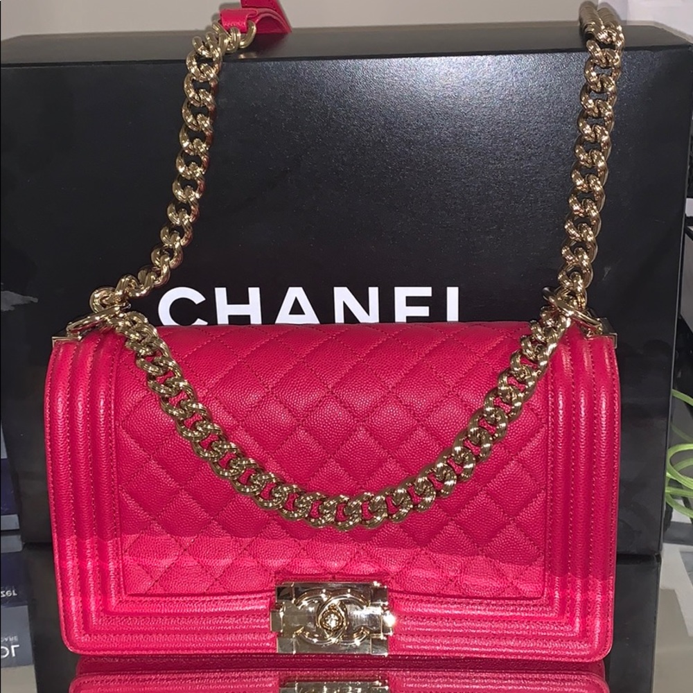 Old midium chanel like new 90% - Picture 1 of 5